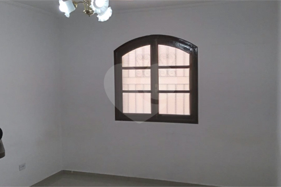 Sobrado à venda com 2 quartos em Tremembé, São Paulo, SP