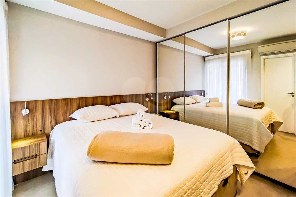Apartamento totalmente mobiliado com ar-condicionado localizado no coração do Brooklin!!!