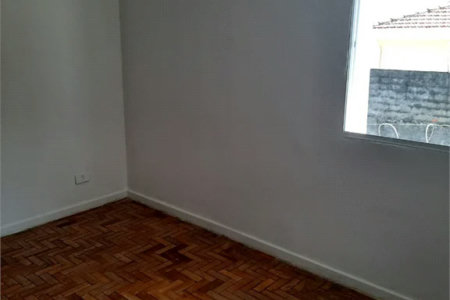 Sobrado à venda com 3 quartos em Vila Universitária, São Paulo, SP