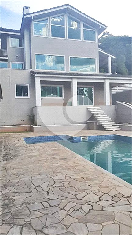 Casa à venda com 3 suítes no condomínio Sausalito, Mairiporã - SP