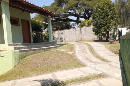 Casa à venda com 3 quartos, sendo 1 suíte, no condomínio Zuleika Jabour, Salto - SP