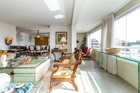 Apartamento à venda com 4 quartos, sendo 3 suítes,  em Real Parque, São Paulo, SP