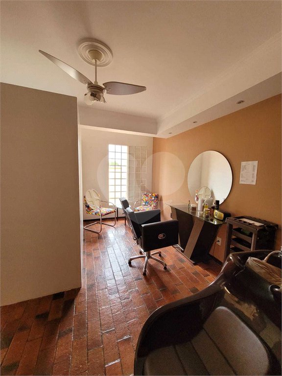 Casa à venda com 4 quartos, sendo 1 suíte, em Vila Leão, Sorocaba, SP