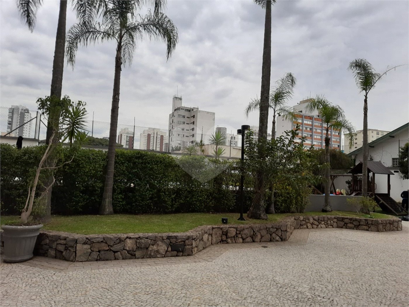 Apartamento à venda com 3 suítes em Pinheiros, São Paulo, SP