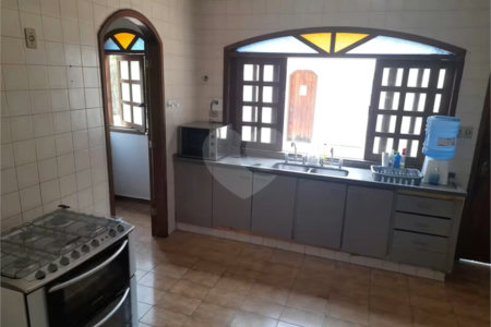 Sítio à venda com 6 quartos, sendo 1 suíte, no Centro (são João Novo), São Roque, SP
