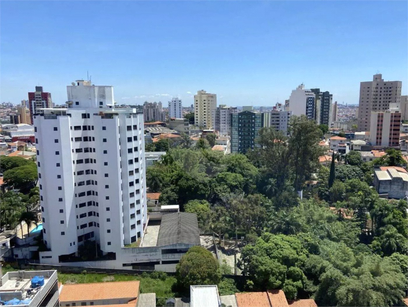 Apartamento à venda com 3 quartos, sendo 1 suíte, em Vila Leão, Sorocaba, SP