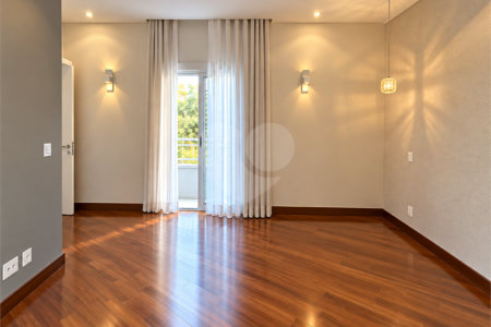 Casa à venda com 4 suítes no condomínio Swiss Park, São Bernardo do Campo - SP