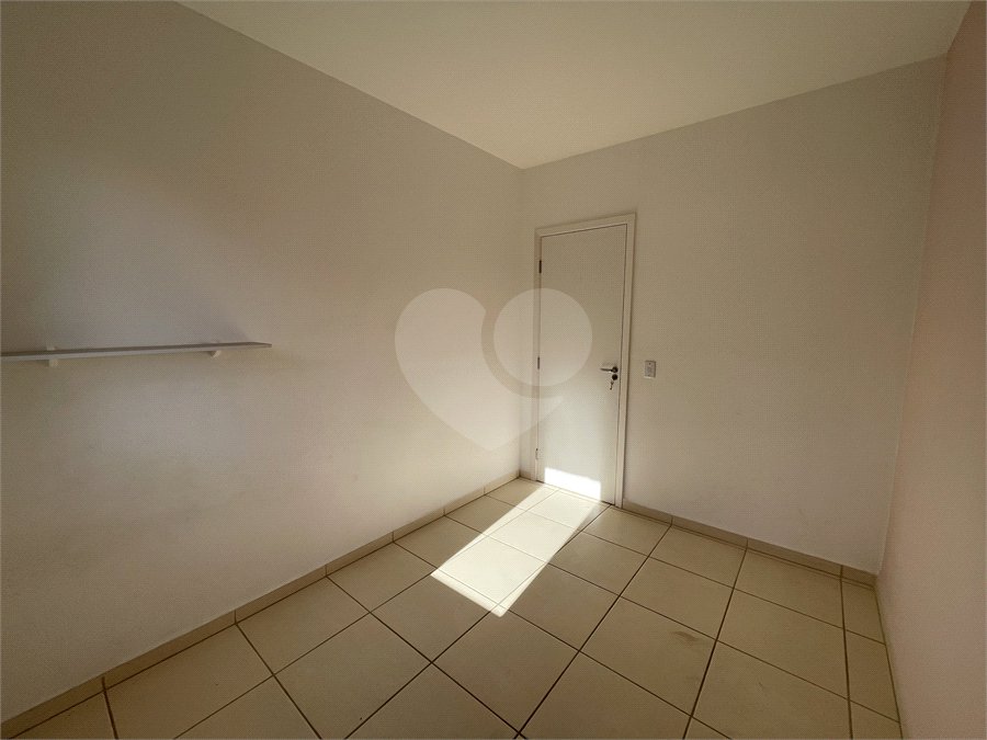 Apartamento para alugar com 2 quartos em Vila Popular, Itapetininga, SP
