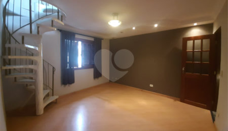 Sobrado à venda com 3 quartos, sendo 2 suítes,  em Santana, São Paulo, SP