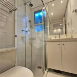 Apartamento à venda com 3 quartos, sendo 1 suíte, em Riviera de São Lourenço, Bertioga, SP