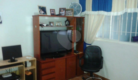 Sobrado à venda com 4 quartos em Tremembé, São Paulo, SP