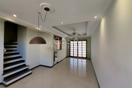 Casa em condomínio à venda com 3 quartos, sendo 1 suíte, em Jardim Simus, Sorocaba, SP