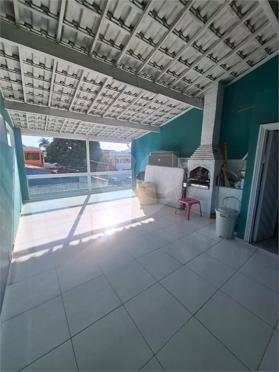 Casa à venda ou para alugar com 2 quartos, sendo 1 suíte, no condomínio Sem Nome Estrada Guandu do Sapê 1444, Rio de Janeiro - RJ