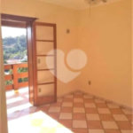 Casa à venda com 3 quartos, sendo 1 suíte, no condomínio Estância Marambaia, Vinhedo - SP