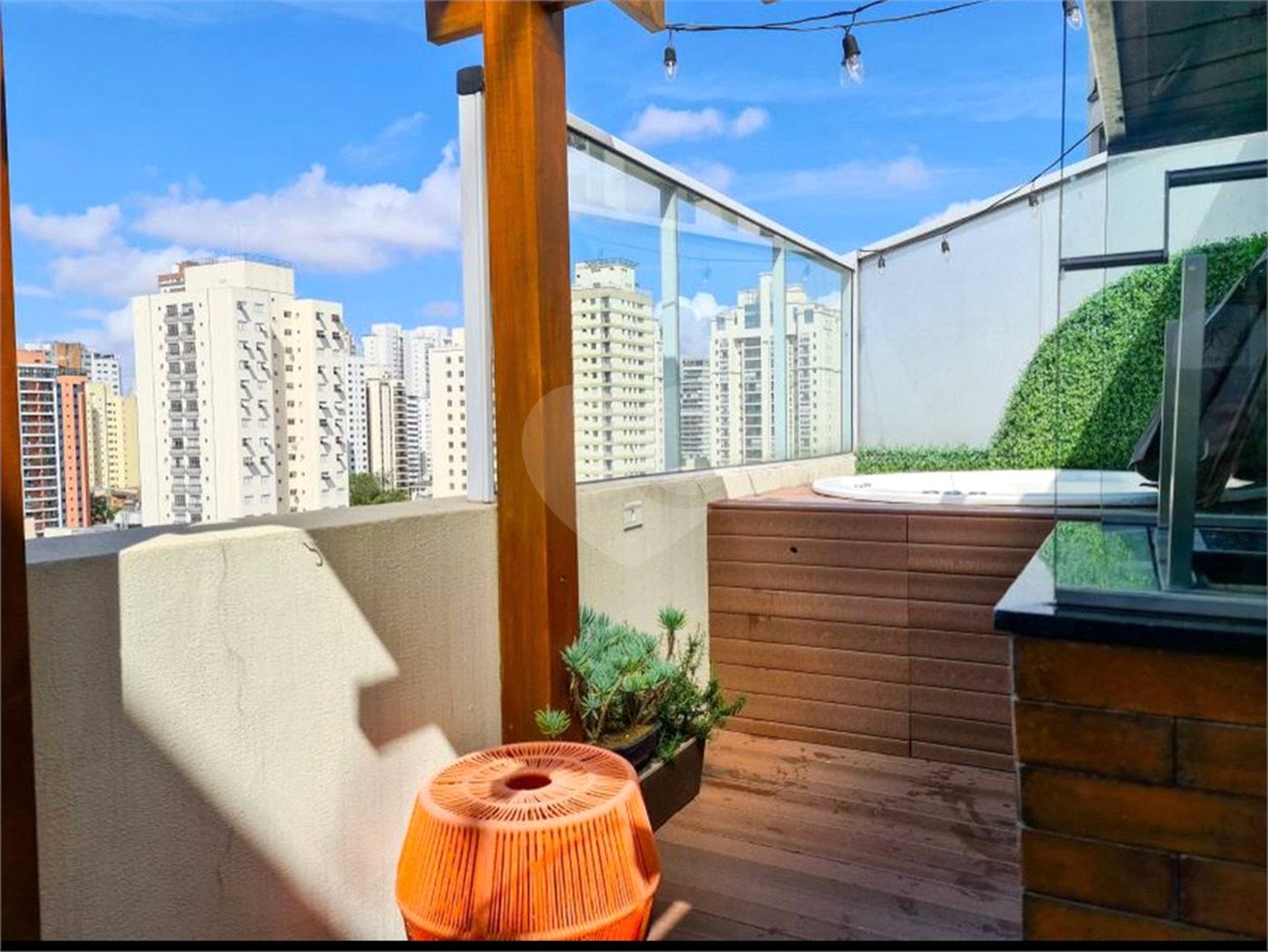 Apartamento à venda com 2 suítes em Planalto Paulista, São Paulo, SP