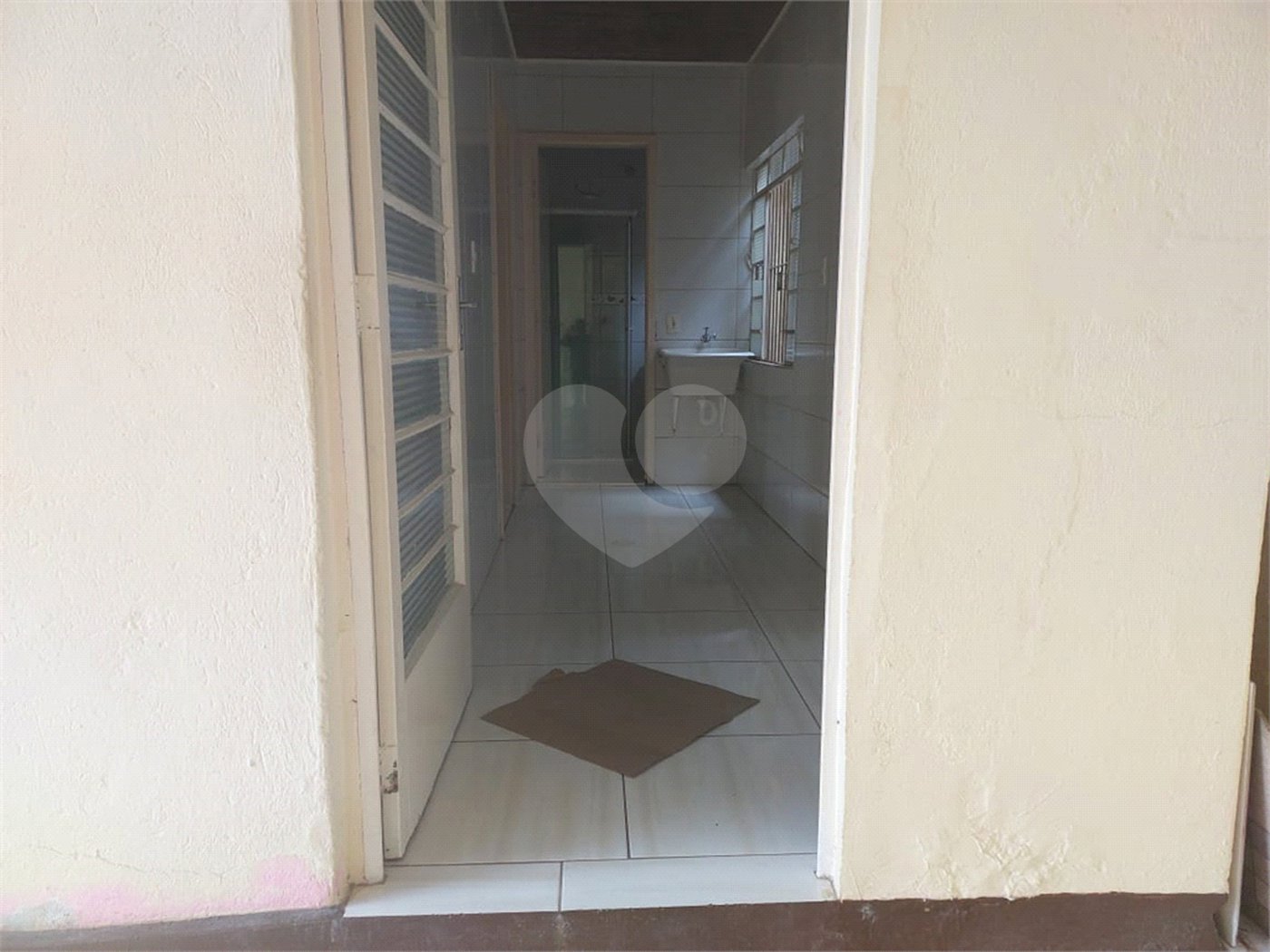 Casa à venda com 2 quartos em Parque Manchester, Sorocaba, SP