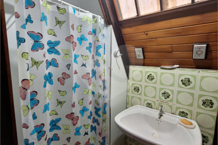 Casa à venda com 3 suítes no condomínio Chácaras do Lago, Vinhedo - SP