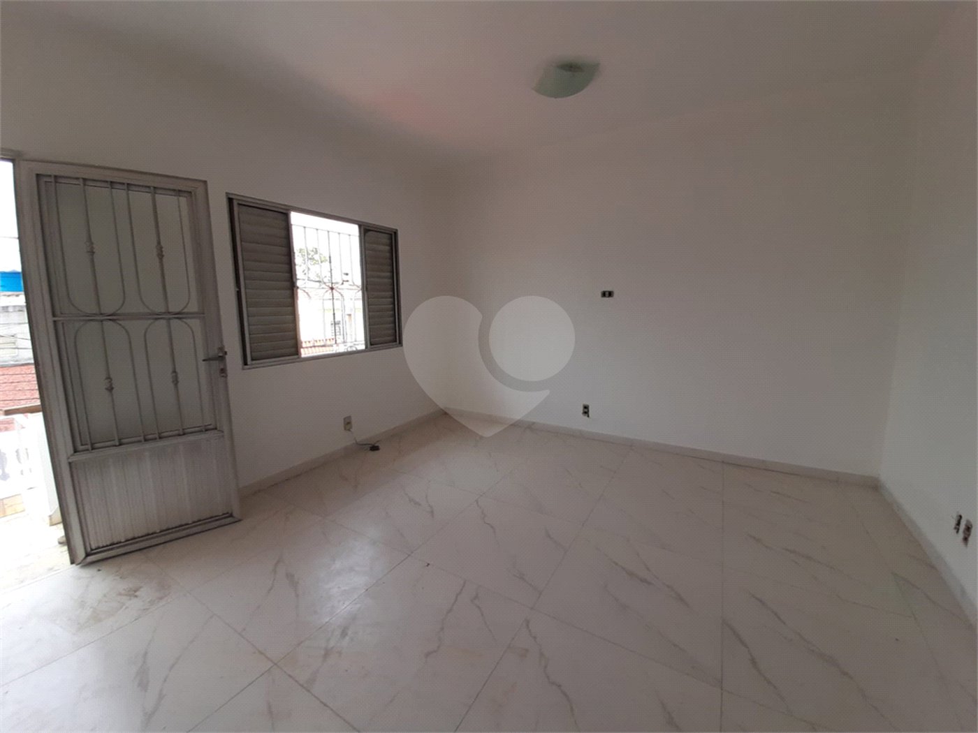 Sobrado à venda com 5 quartos, sendo 2 suítes, em Jardim Japão, São Paulo, SP