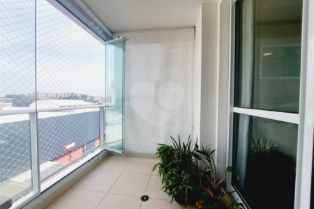 Apartamento à venda com 2 quartos, sendo 1 suíte, em Vila Anastácio, São Paulo, SP