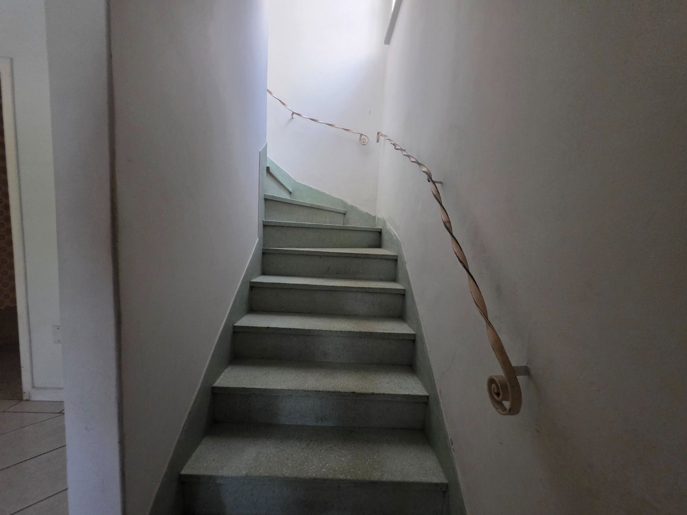 Sobrado com 3 dormitórios à venda, 129 m² por R$ 638.000,00 - Encruzilhada - Santos/SP