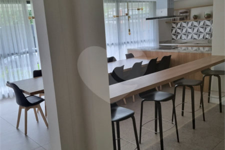 Apartamento à venda com 3 quartos, sendo 1 suíte,  em Ferreira, São Paulo, SP