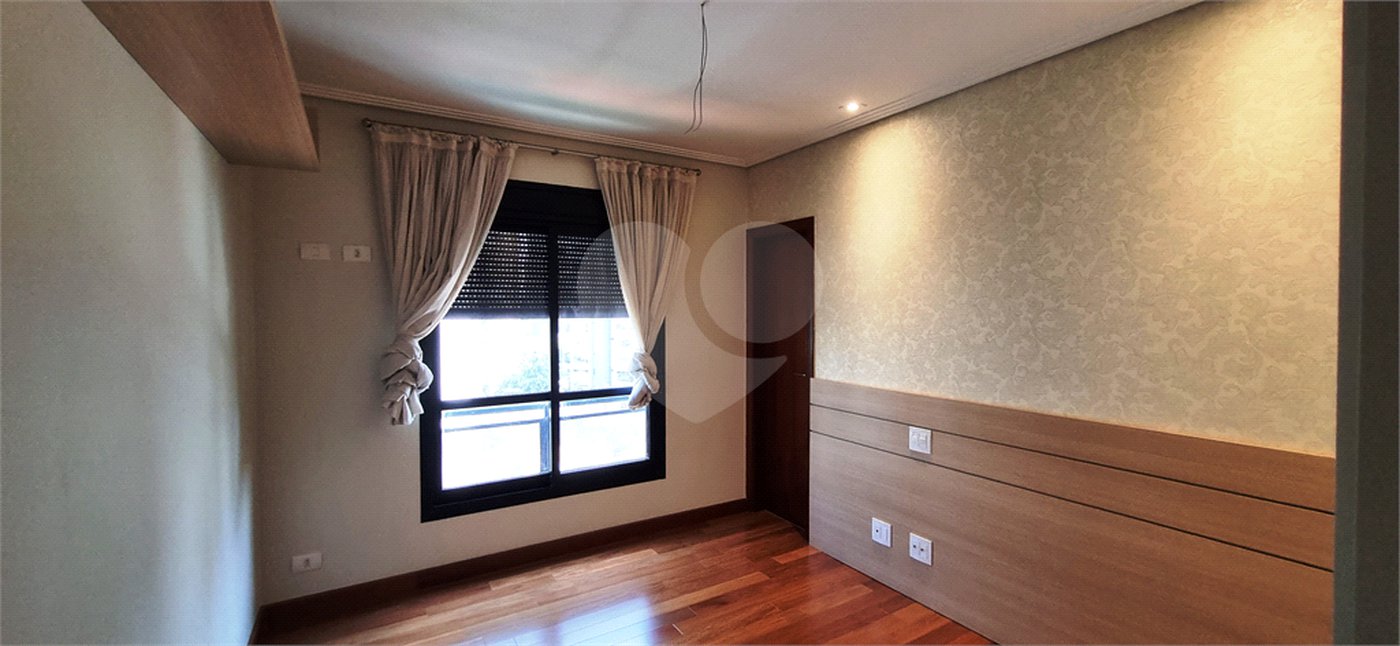 Apartamento à venda com 4 quartos, sendo 3 suítes, em Santana, São Paulo, SP