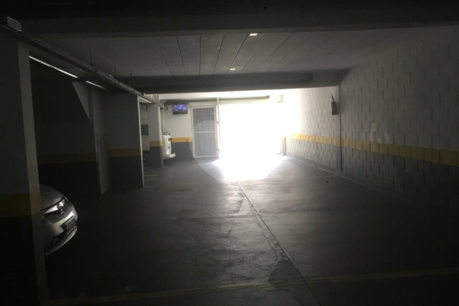 Casa à venda com 3 quartos, sendo 1 suíte, no condomínio Morada do Horto, São Paulo - SP