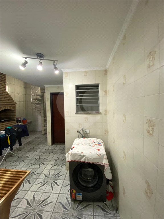 Sobrado à venda com 4 quartos, sendo 1 suíte, em Artur Alvim, São Paulo, SP