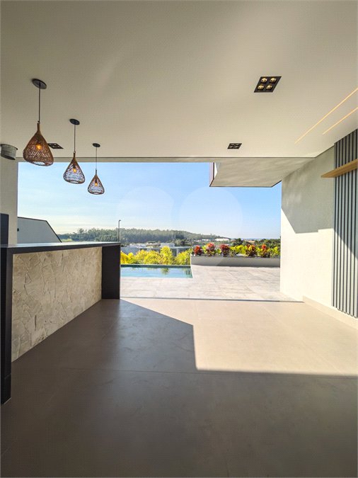 Casa à venda com 4 suítes, no condomínio Villa dos Pinheiros, Indaiatuba - SP