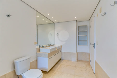 Apartamento à venda ou para alugar com 4 suítes em Alto da Boa Vista, São Paulo, SP
