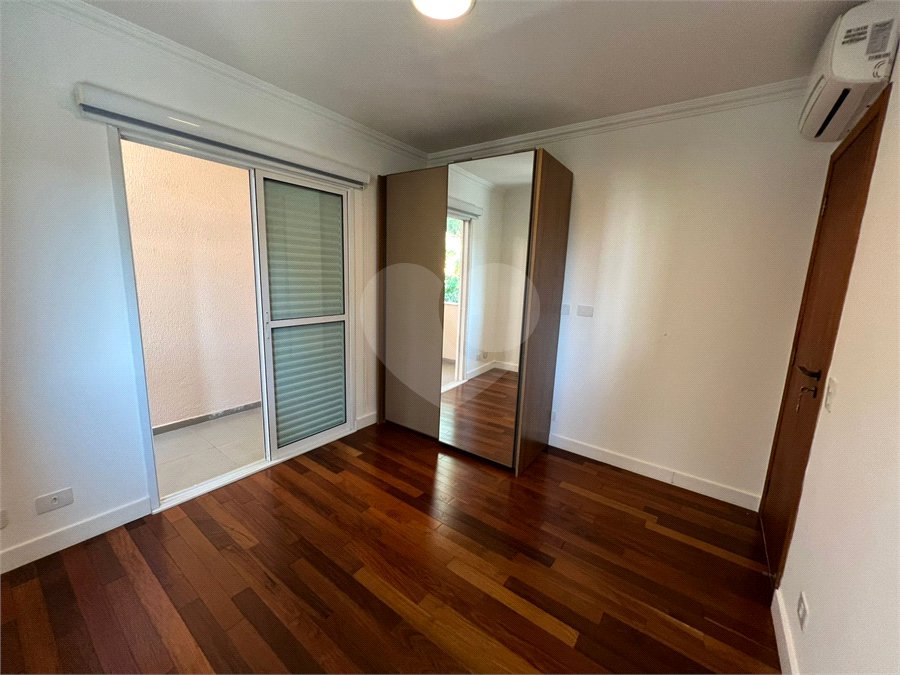 Casa para alugar com 3 quartos, sendo 1 suíte, no condomínio Res Villeneuve, São Paulo - SP