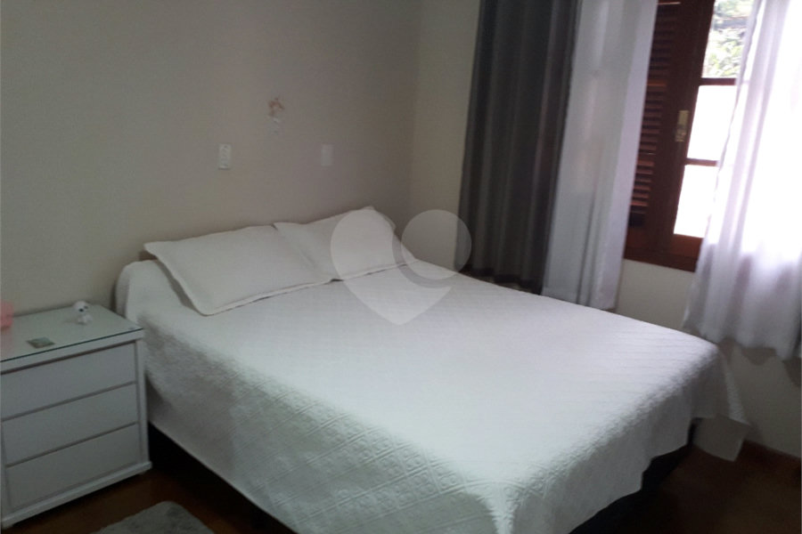Casa à venda ou para alugar com 3 quartos, sendo 1 suíte, em Horto, São Paulo, SP