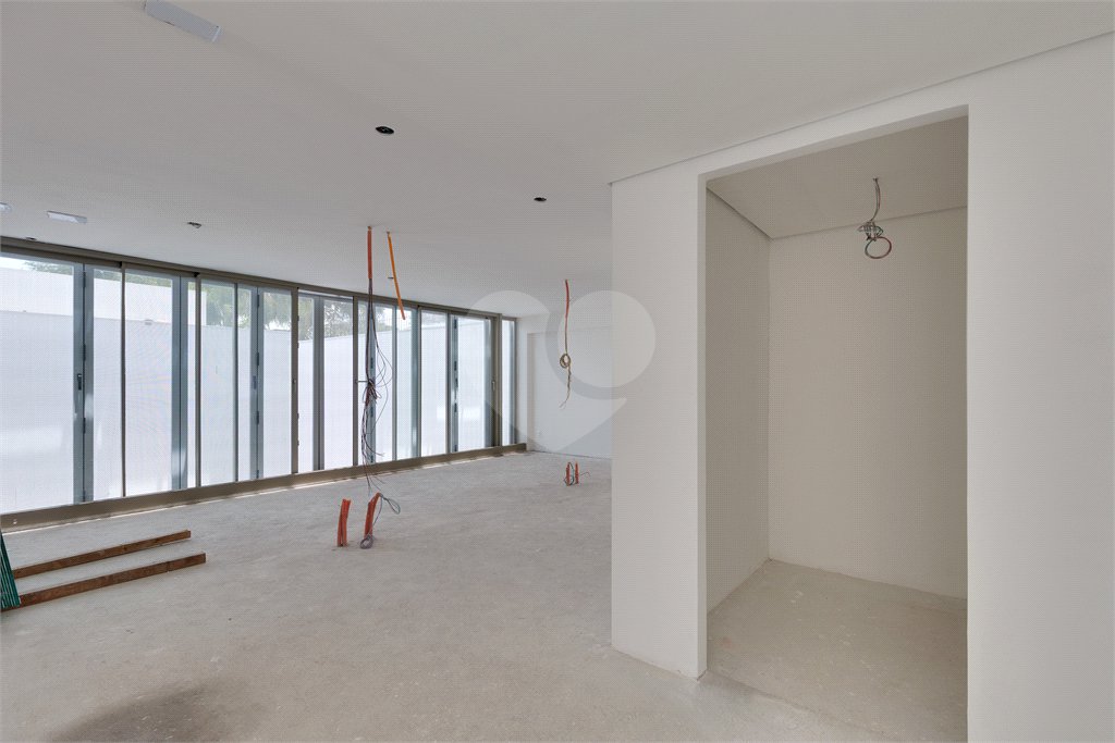 Casa à venda com 3 suítes no condomínio Residencial Heron 140, São Paulo - SP