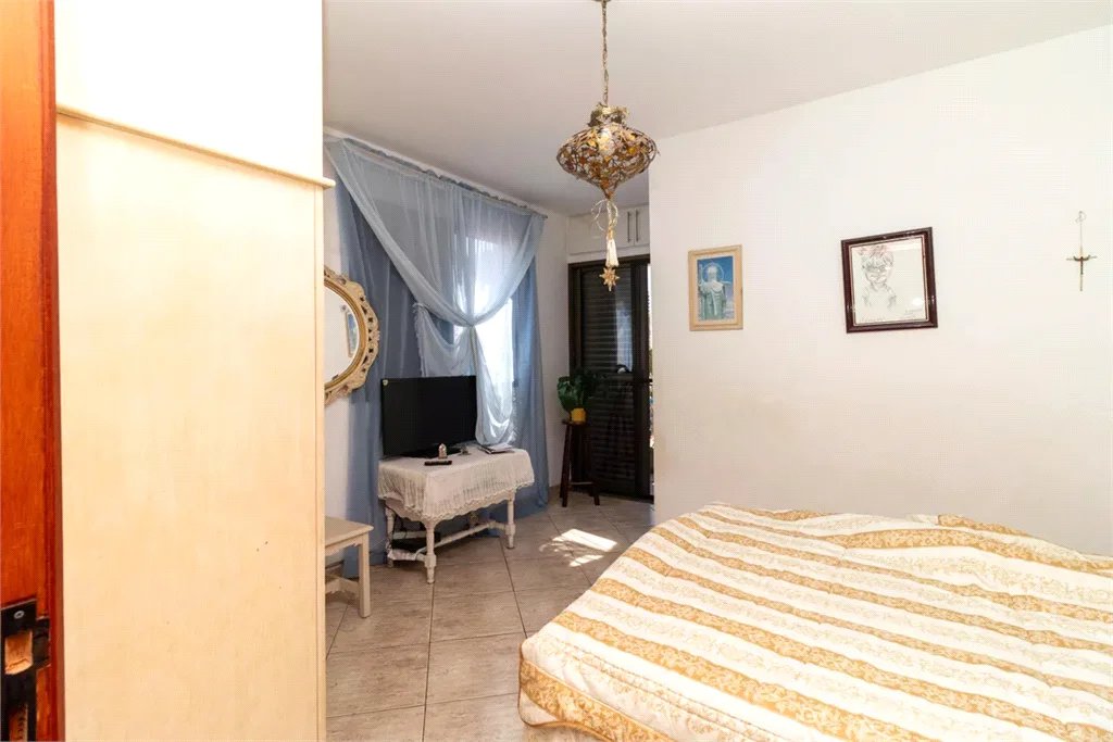 Casa à venda com 4 suítes em Vila Ipojuca, São Paulo, SP