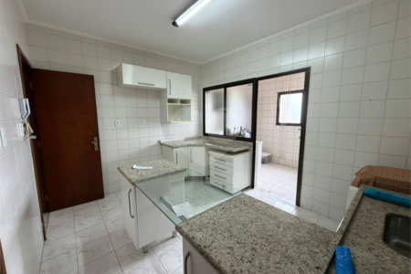 Apartamento à venda com 3 quartos, sendo 1 suíte, no Centro, Suzano, SP