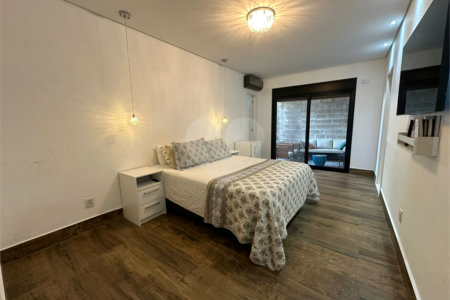 Casa à venda com 3 suítes no condomínio Estância Marambaia, Vinhedo - SP