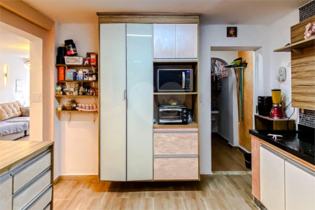 Sobrado à venda com 3 quartos, sendo 2 suítes, em Aclimação, São Paulo, SP