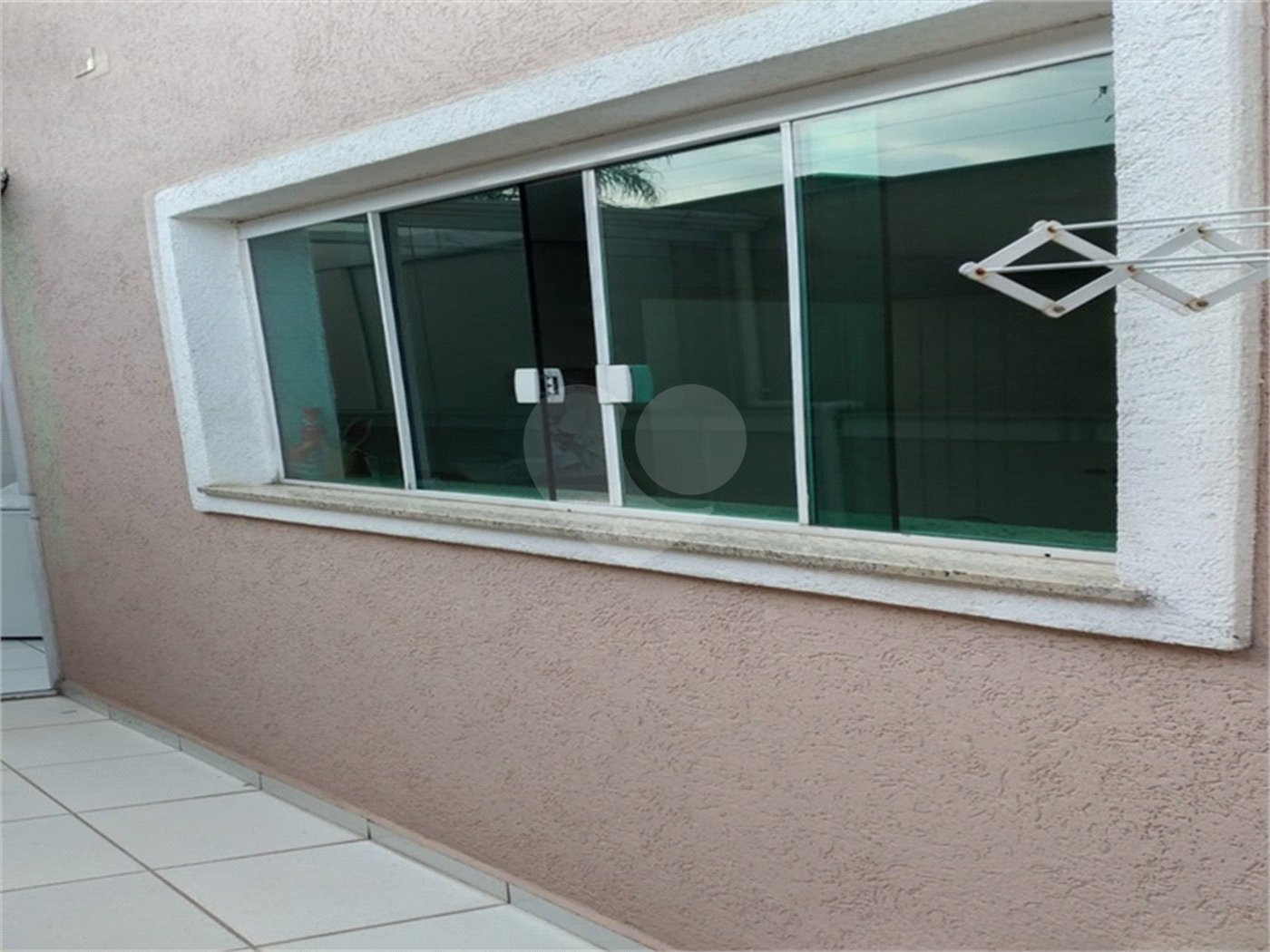 Casa à venda com 3 quartos, sendo 2 suítes, no condomínio Villa's Residencial, São Paulo - SP