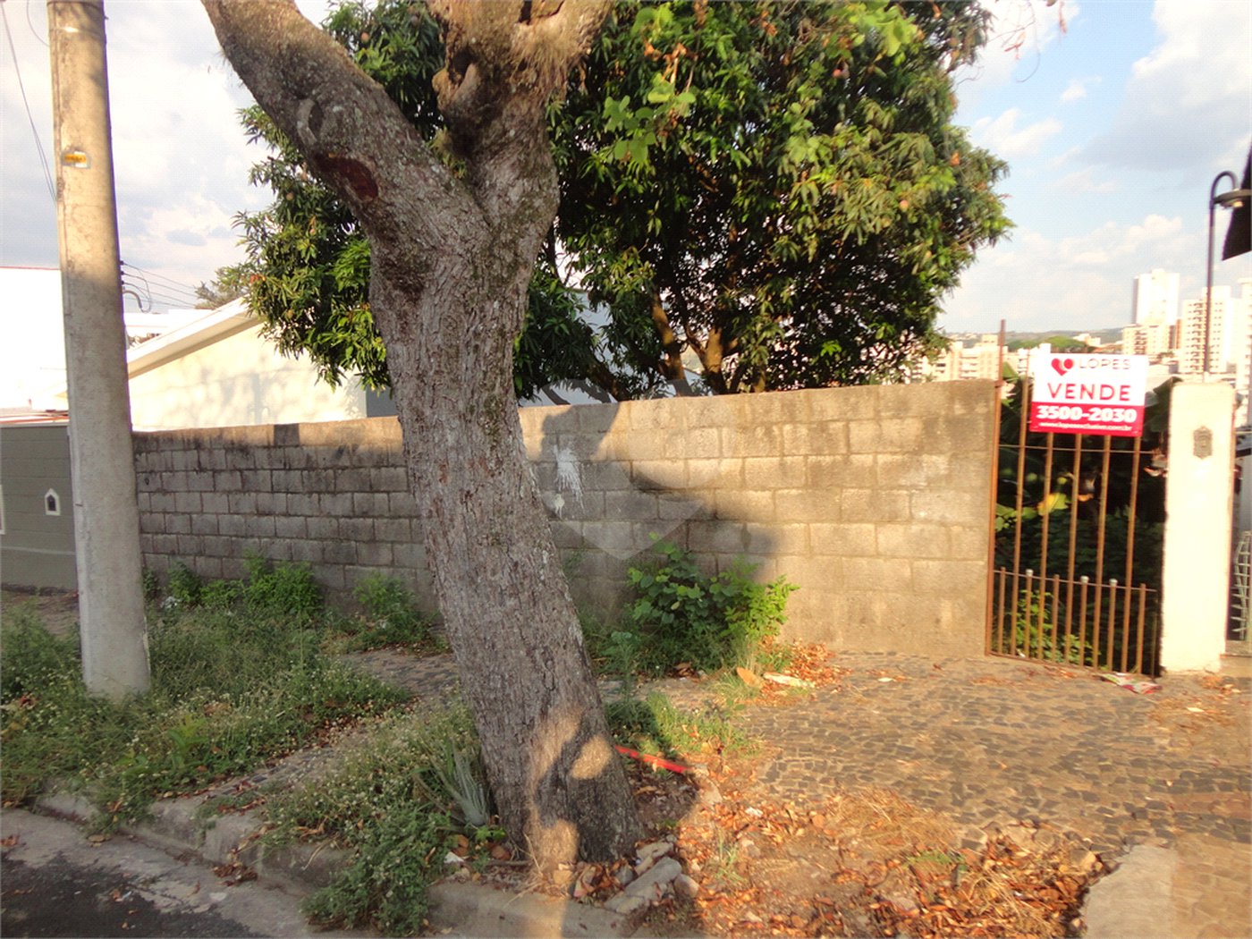 Terreno à venda em Vila São José, Valinhos, SP
