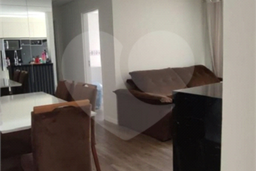 Apartamento à venda com 2 quartos, sendo 1 suíte,  em Jardim Flor da Montanha, Guarulhos, SP