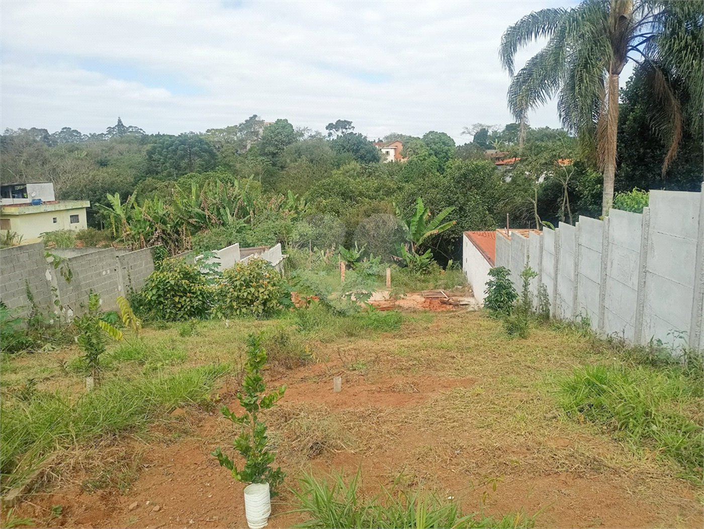 Chácara à venda com 2 quartos em Chácaras Ceres, Suzano, SP