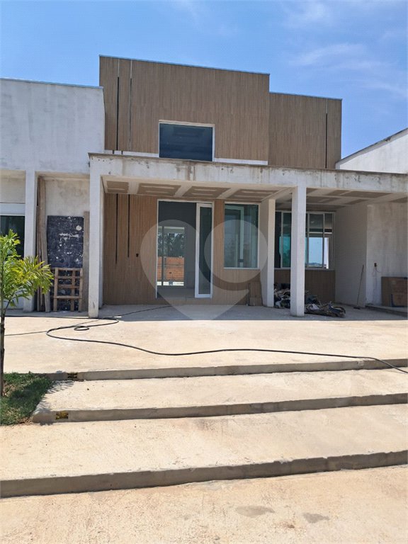 Casa à venda com 3 suítes no condomínio Terras de Mont Serrat, Salto - SP