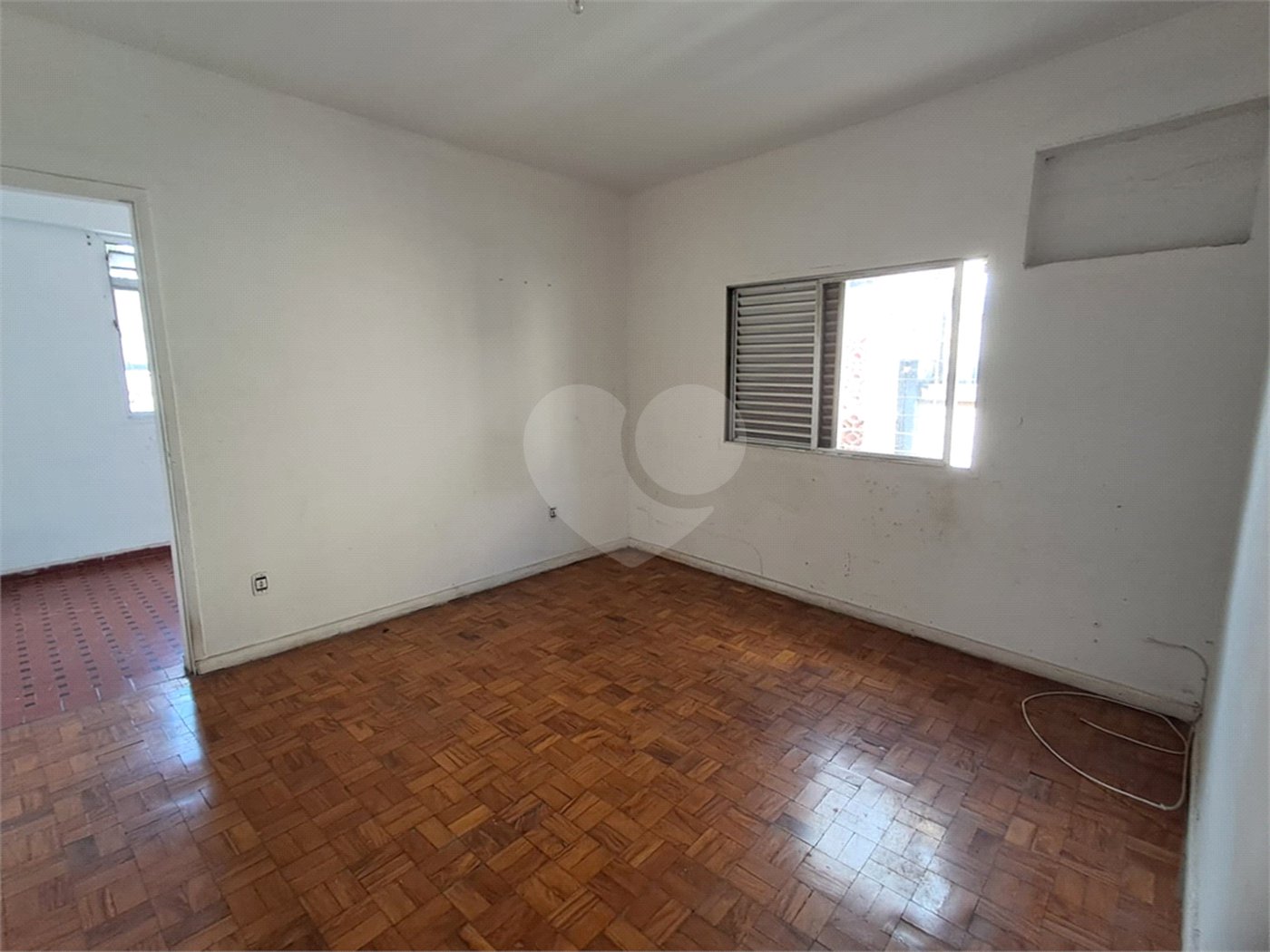 Sobrado à venda com 4 quartos em Parada Inglesa, São Paulo, SP
