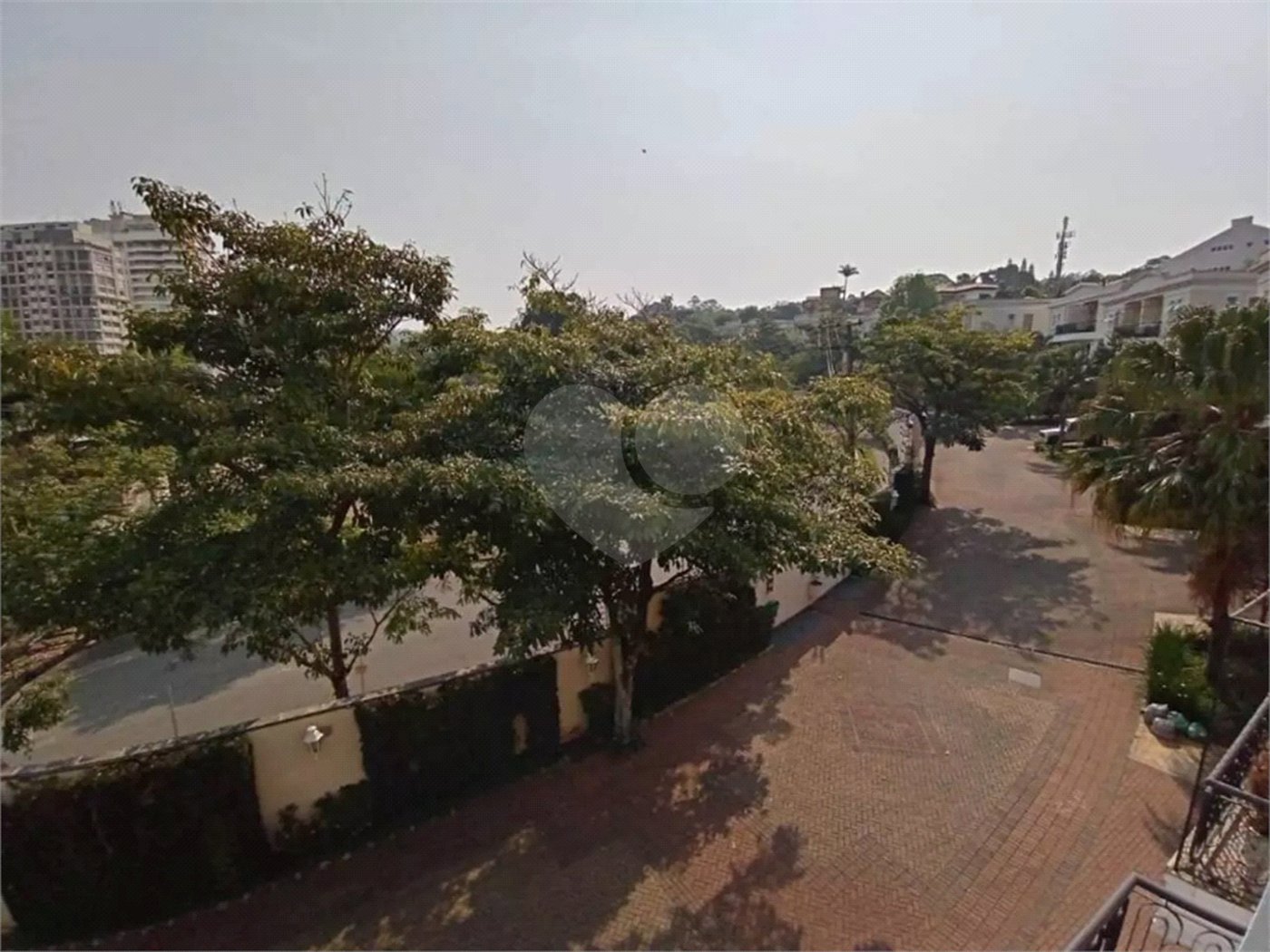 Casa à venda com 3 suítes no condomínio Solares Vila Europa, São Paulo - SP