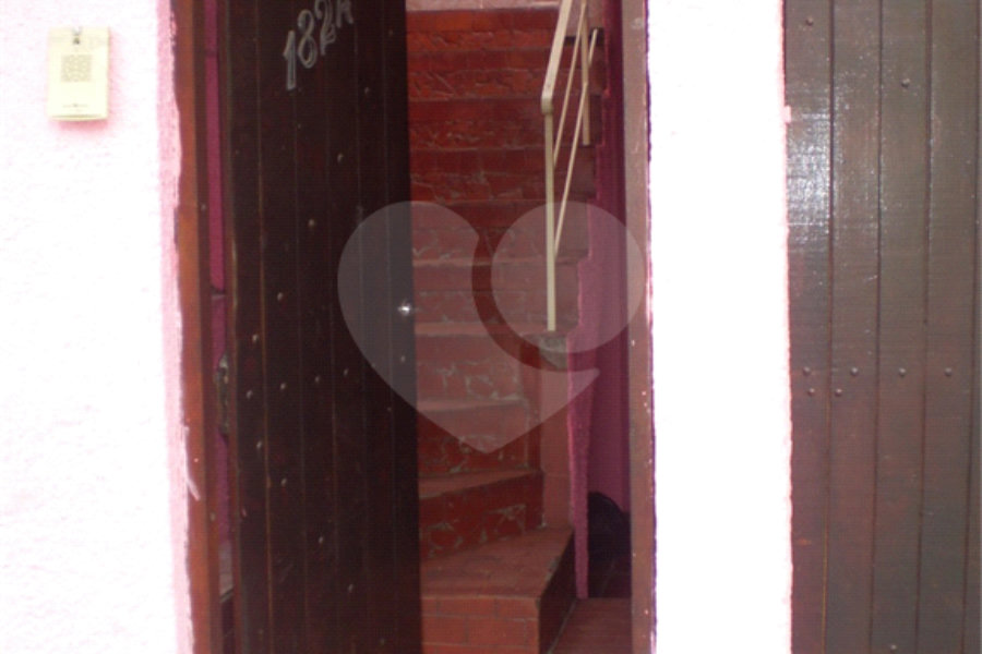 Sobrado à venda com 2 quartos em Vila Guarani, São Paulo, SP