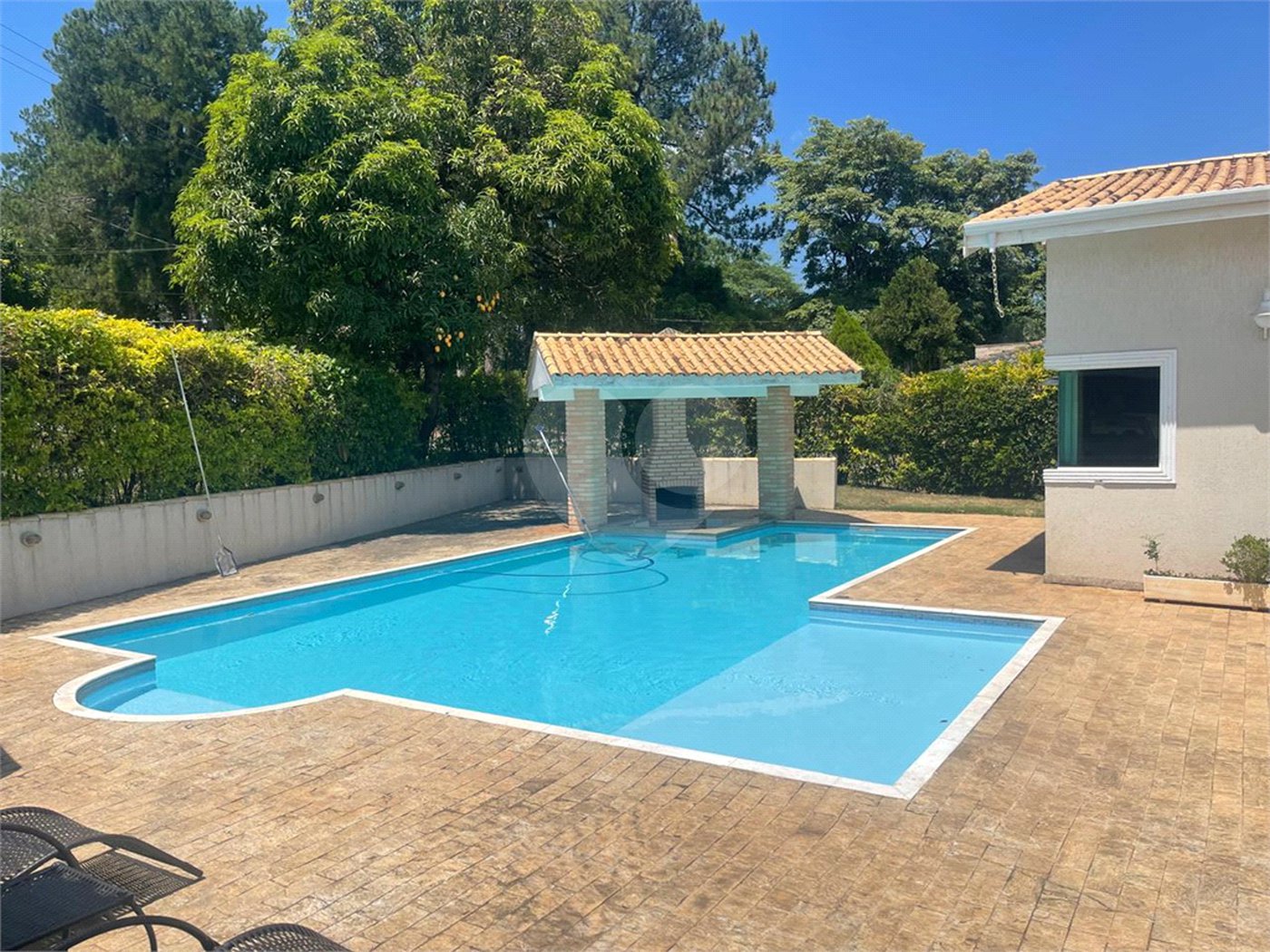 Casa à venda com 3 quartos, sendo 1 suíte,  no condomínio Vale do Lago, Sorocaba - SP