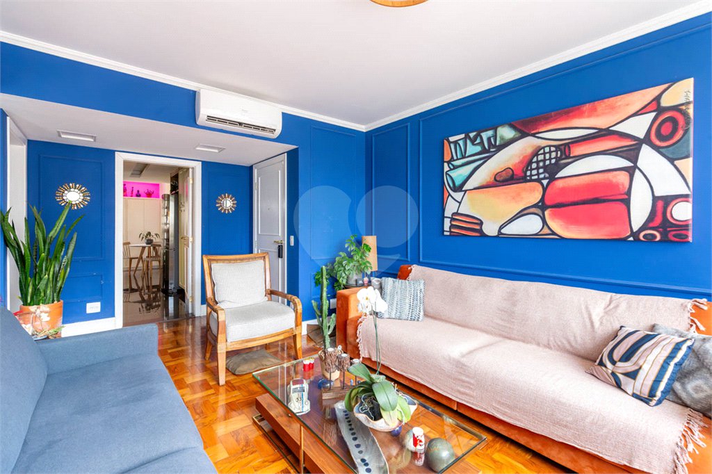 Apartamento à venda com 3 quartos, sendo 1 suíte, em Jardim Paulista, São Paulo, SP