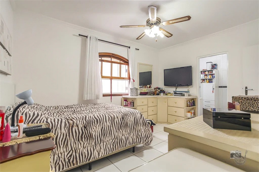 Casa à venda com 3 quartos, sendo 1 suíte, em Vila Leopoldina, São Paulo, SP