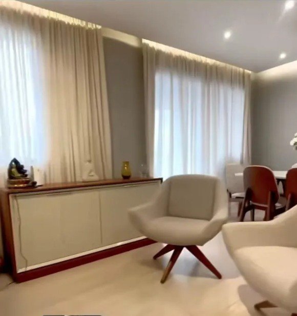 Apartamento à venda com 4 quartos, sendo 1 suíte, em Vila Santo Antônio, Guarulhos, SP
