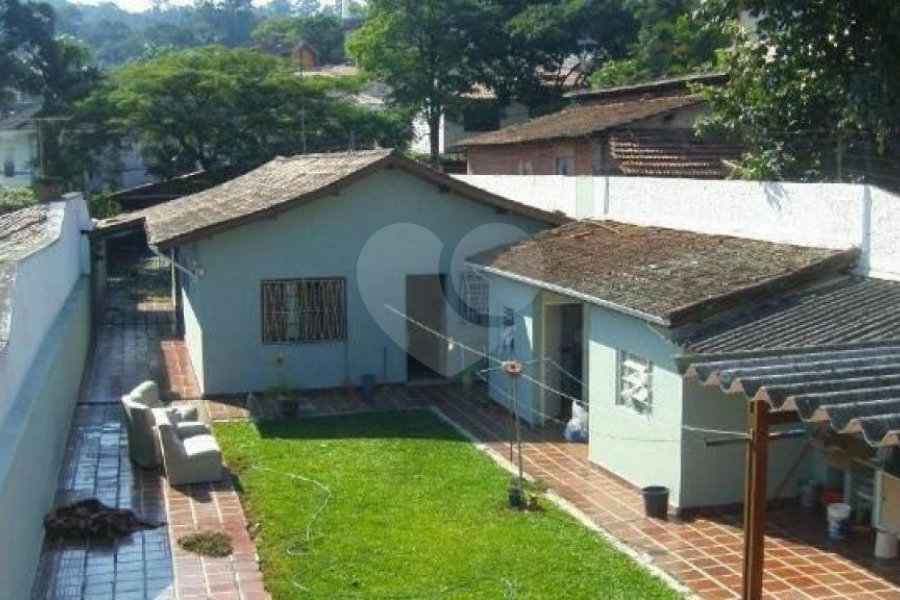 Casa Térrea à venda com 3 quartos, sendo 1 suíte, em Vila Albertina, São Paulo, SP